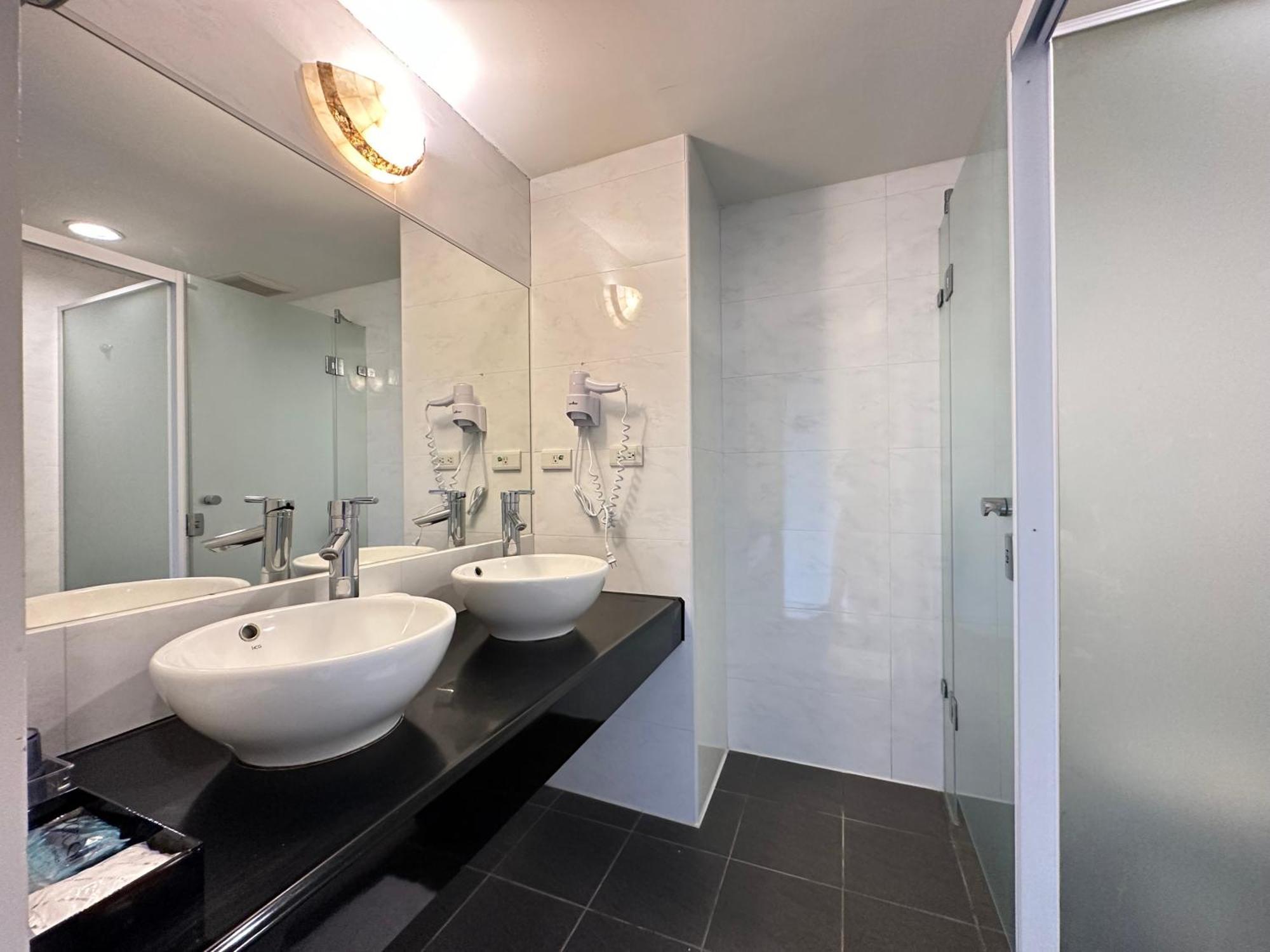 Chientan Youth Hotel Тайпей Екстериор снимка