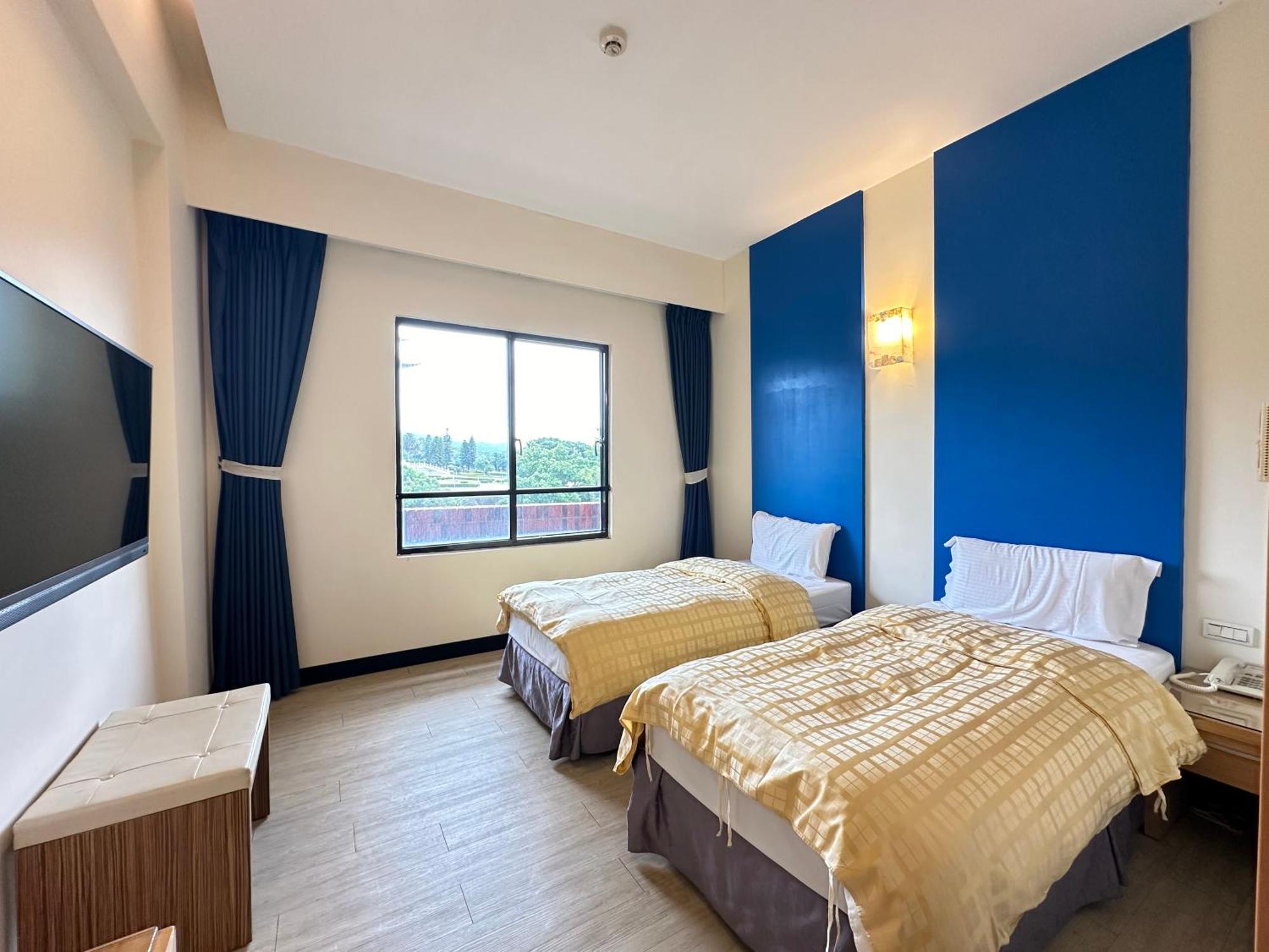 Chientan Youth Hotel Тайпей Екстериор снимка