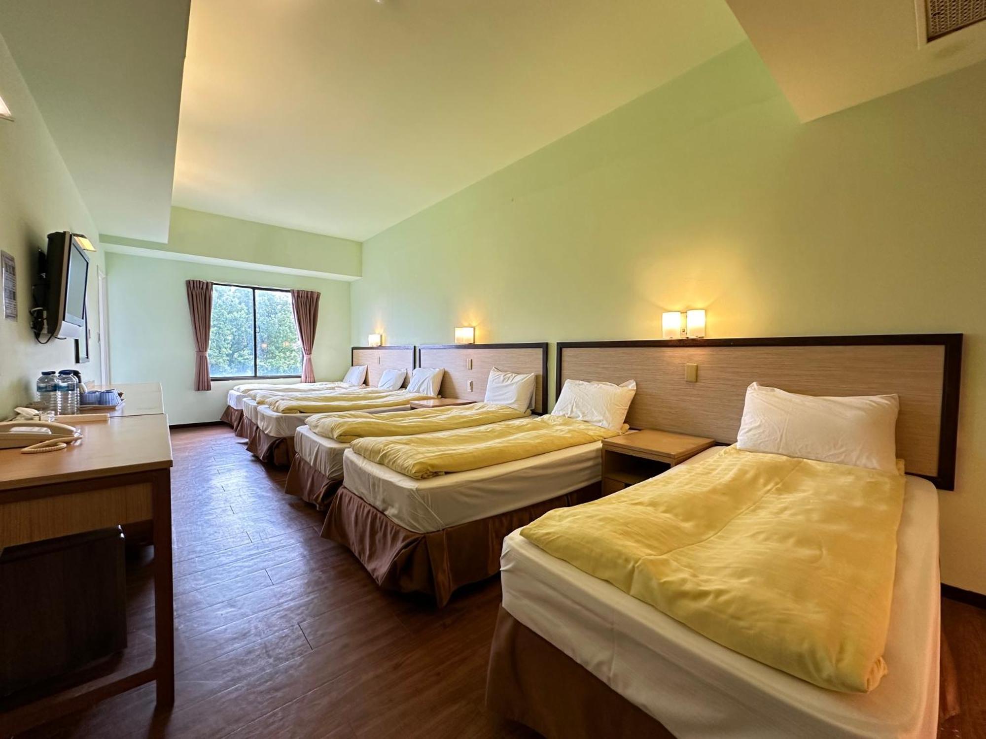 Chientan Youth Hotel Тайпей Екстериор снимка