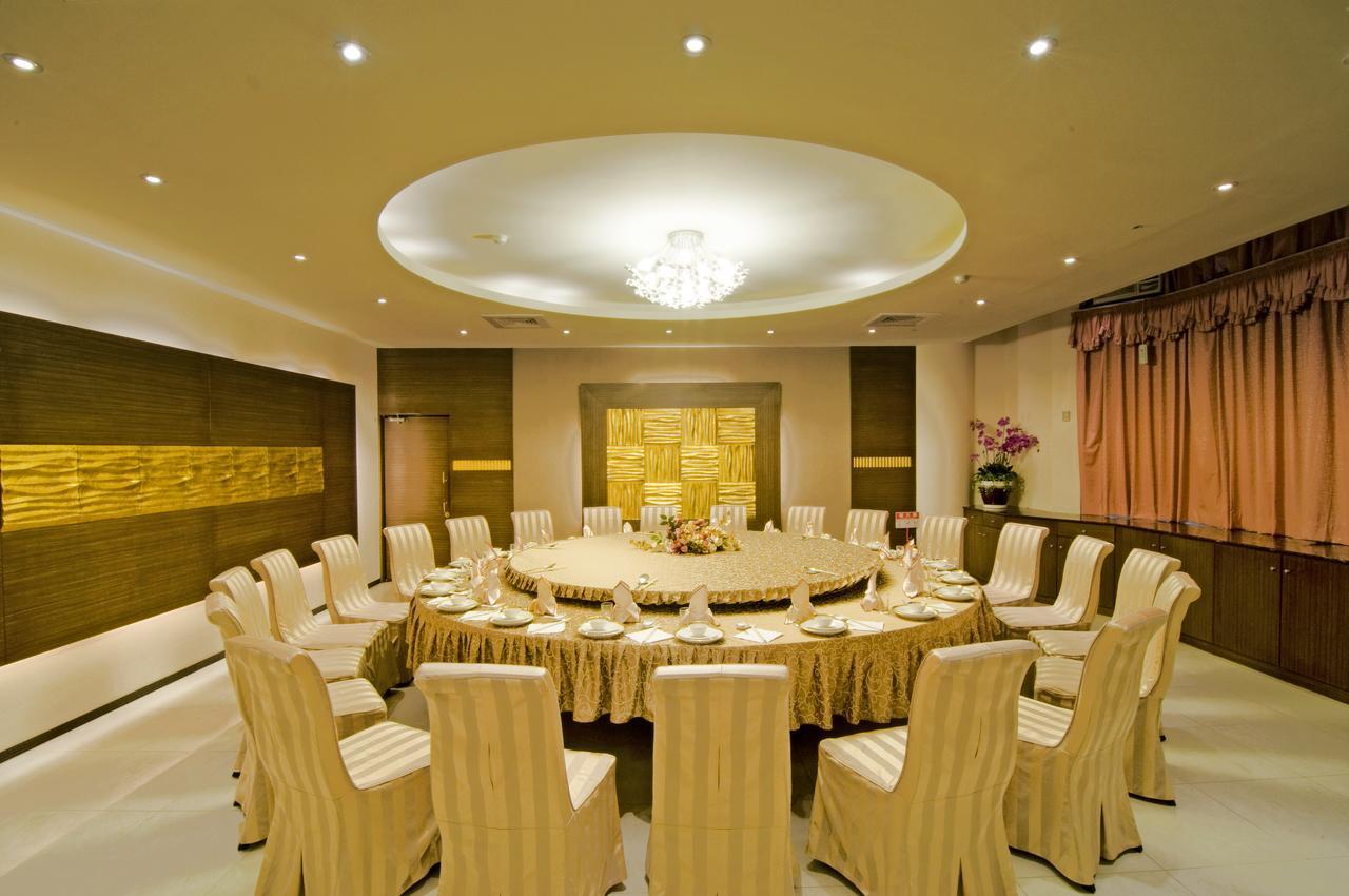 Chientan Youth Hotel Тайпей Екстериор снимка